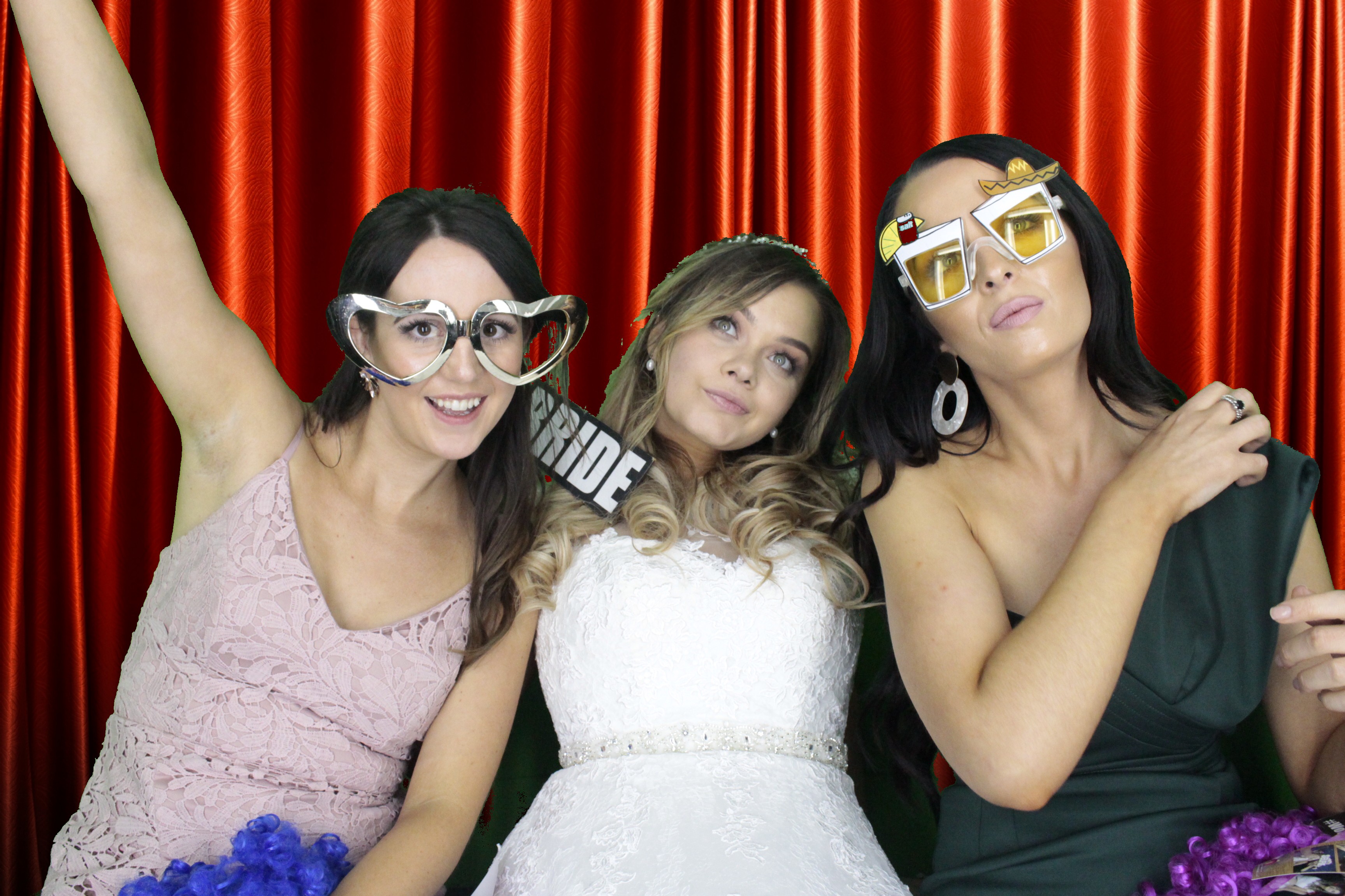 Mr & Mrs Hillier | View more photos from the event at gallery.myphotoboothexperience.co.uk/u/MyPhotoBoothExperienceLtd/Mr-Mrs-Hillier